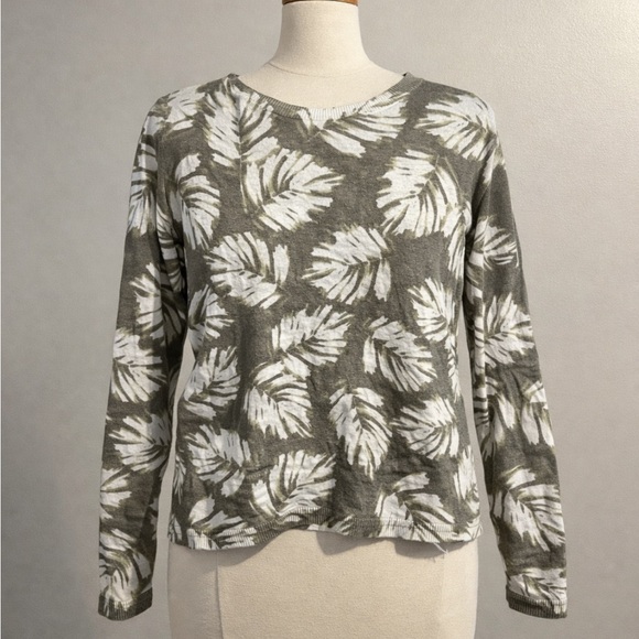 J. Jill Tops - J. Jill White Green Leaf Sweater
Linen Rayon Cotton Blend
Cottagecore
